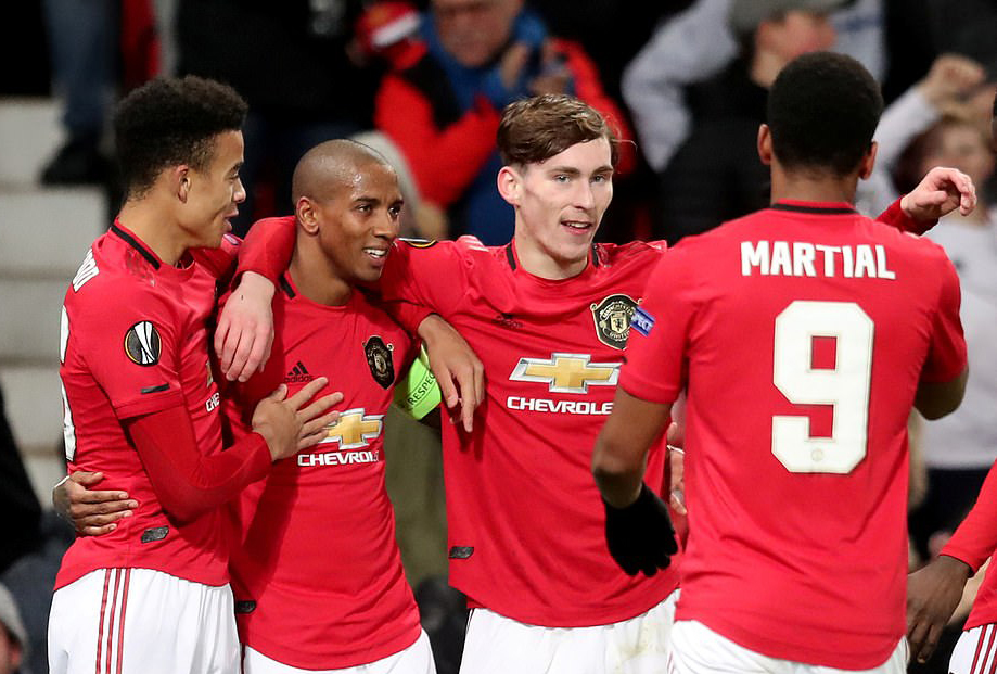 九游VIP-武汉三镇训练开放日，冲刺阶段豪取连胜引欢呼，欧联在即，赛程密集仍需轮换的简单介绍