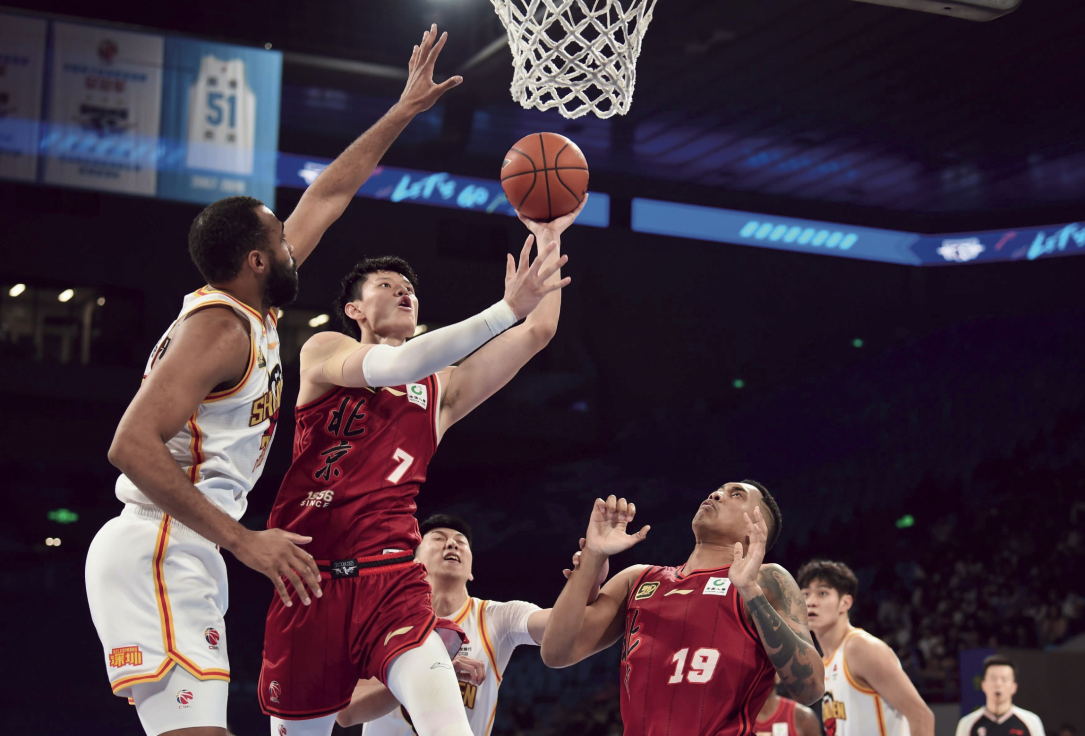 今晚突围战来临，芝加哥公牛围绕CBA季后赛刷新队史纪录，震撼外界，训练强度明显提升的简单介绍